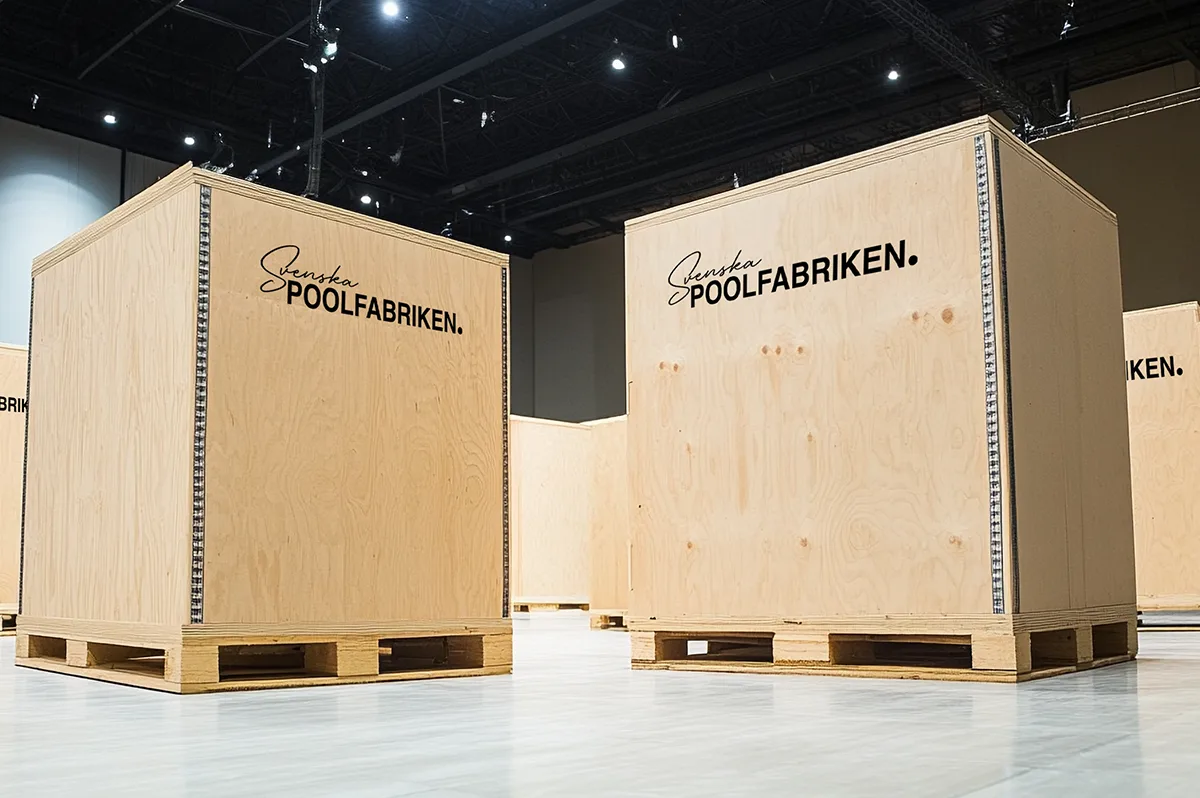 Poolpaket redo att sändas till lycklig poolägare